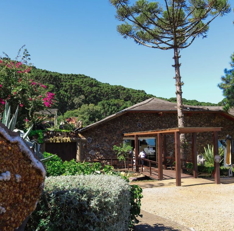 Foto real de A Mina - Museu de Pedras em Gramado