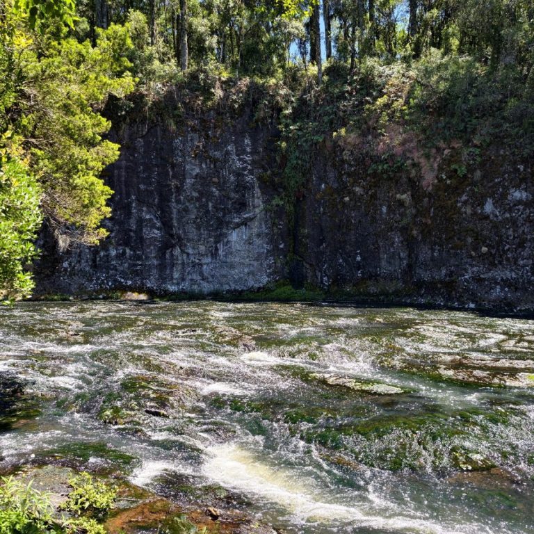 Foto real de Cascata do Moinho