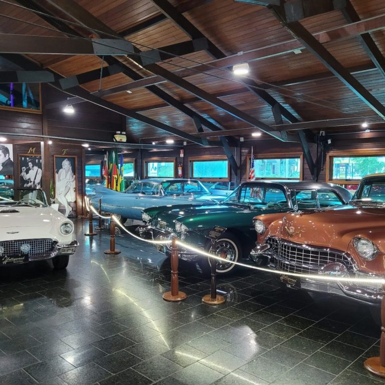Foto real de Hollywood Dream Cars - Museu do Automóvel