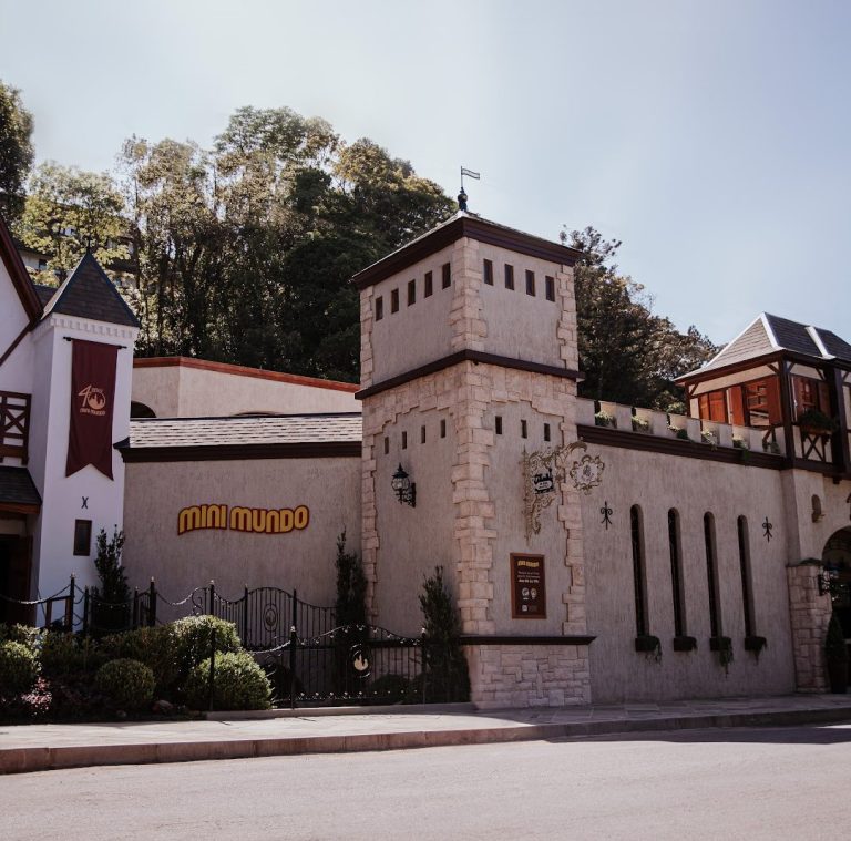 Foto real de Mini Mundo