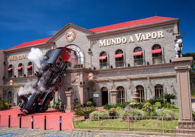 Foto real de Parque Mundo a Vapor